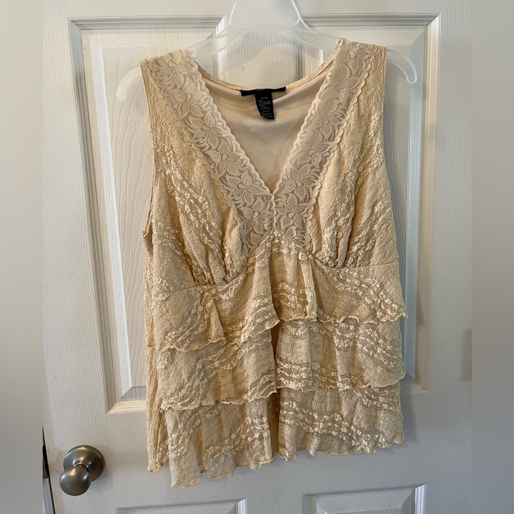 Venezia Cream/Beige Sleeveless Lace Blouse